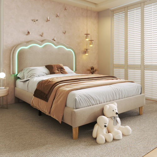 Gepolstertes Bett Aus Rosa Samt